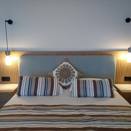 פלאקיאס Horizon Beach Hotel מראה חיצוני תמונה
