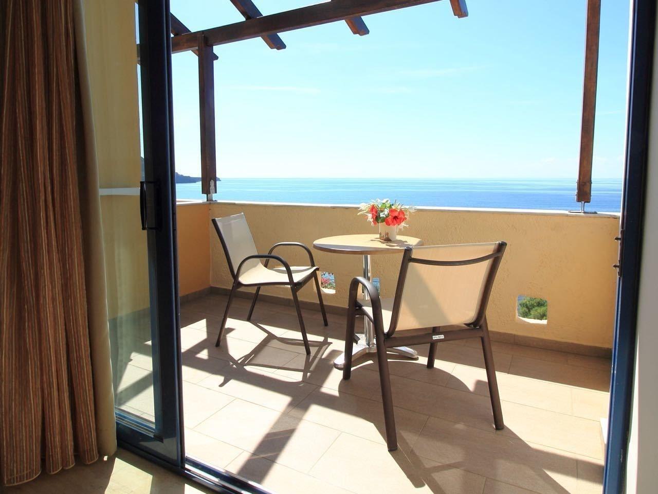 פלאקיאס Horizon Beach Hotel מראה חיצוני תמונה