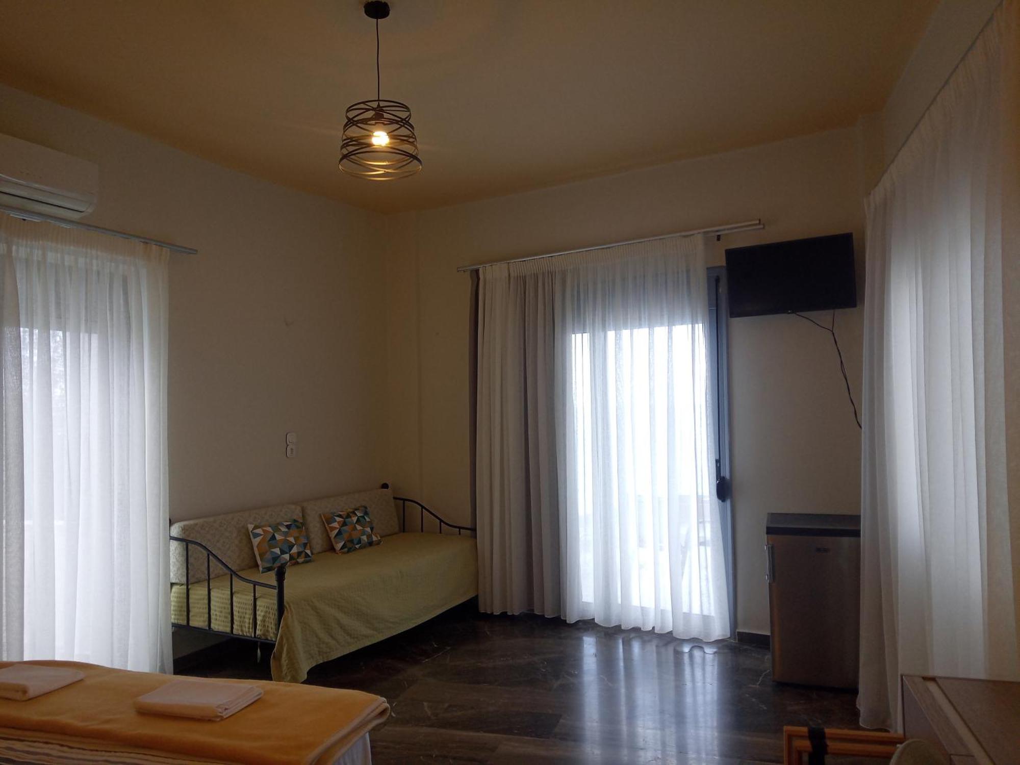 פלאקיאס Horizon Beach Hotel מראה חיצוני תמונה