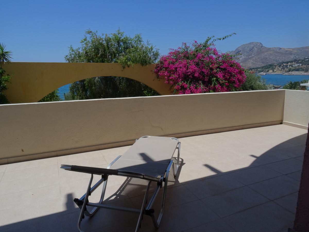 פלאקיאס Horizon Beach Hotel מראה חיצוני תמונה